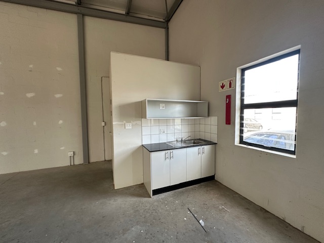 To Let commercial Property for Rent in Marconi Beam Industria Western Cape